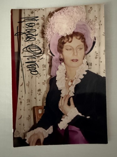 Opera autographs magda - opera,