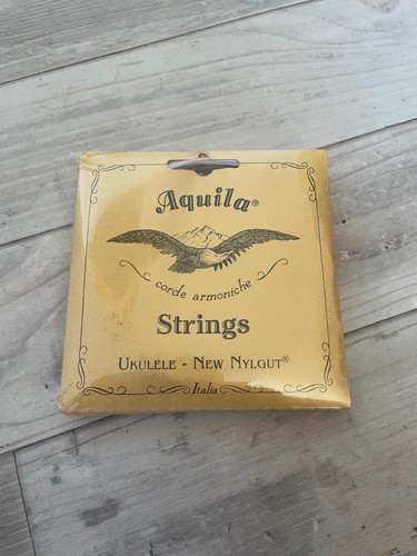 Aquila ukulele new - aquila, nylgut